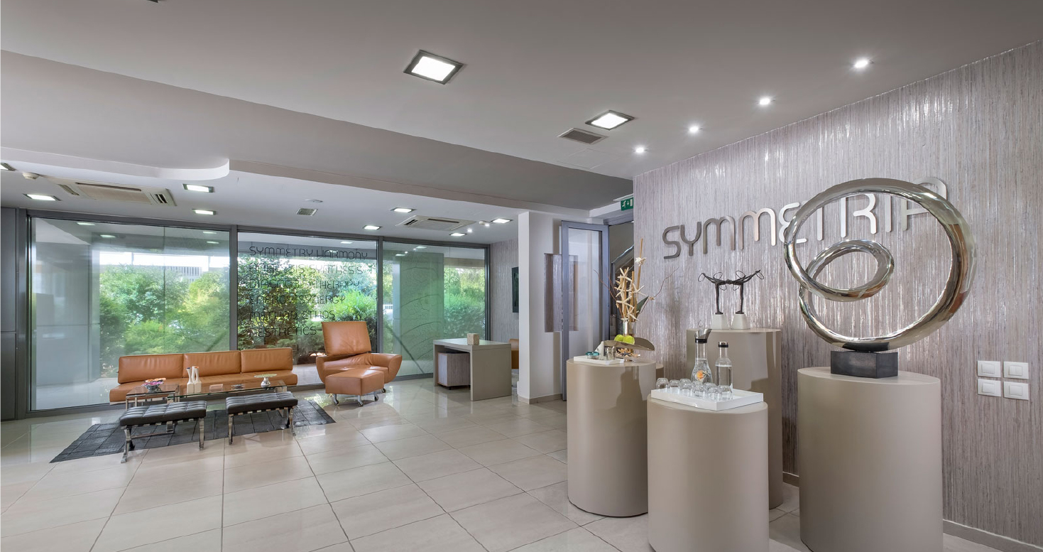 The beautiful ground-floor reception space of the SYMMETRIA® clinic in Athens, Greece MODERN RESPONSIVE WEB DESIGN